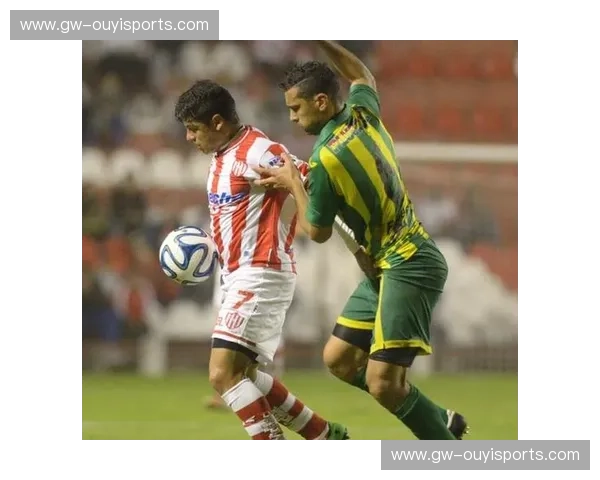 激情碰撞，绿茵传奇：比利亚雷亚尔vs巴塞罗那-一场不容错过的足球盛宴！